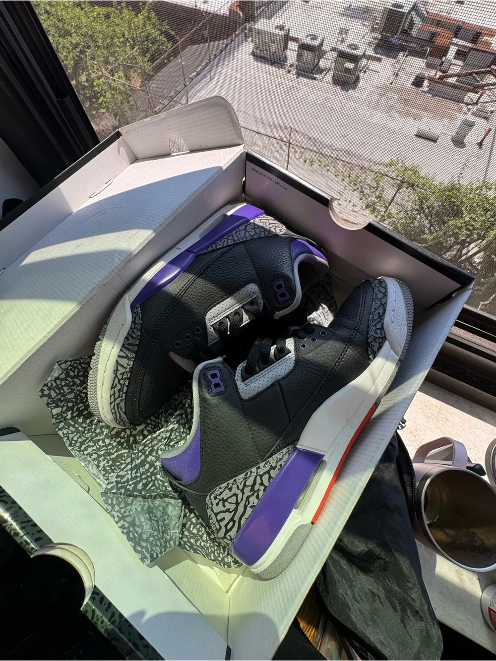 Jordan Men’s Black & Purple Retro Basketball Sneakers